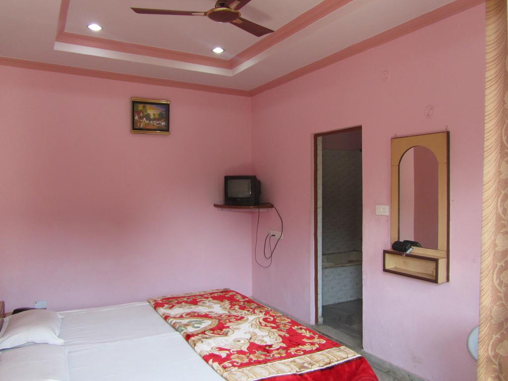 Hotel Sagar Agra  Δωμάτιο φωτογραφία