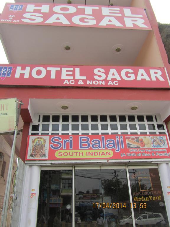 Hotel Sagar Agra  Εξωτερικό φωτογραφία